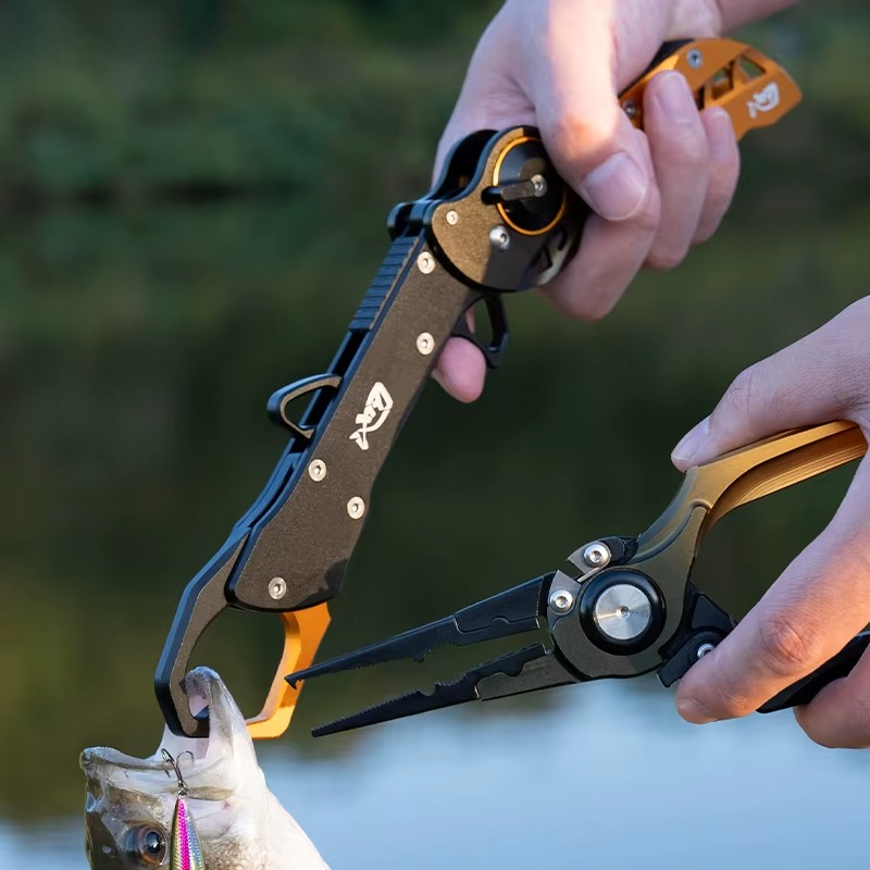 Fishing Line Cutter - 折りたたみアルミ合金フィッシングプライヤーグリップセット釣りツールタックルフック回復カッターラインスプリットリングアクセサリー魚